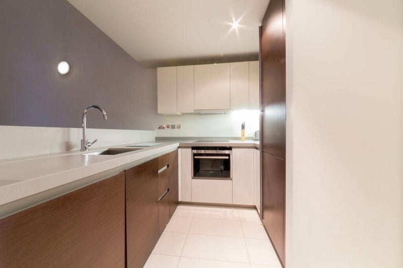 Flat Alexia Square in Greater London