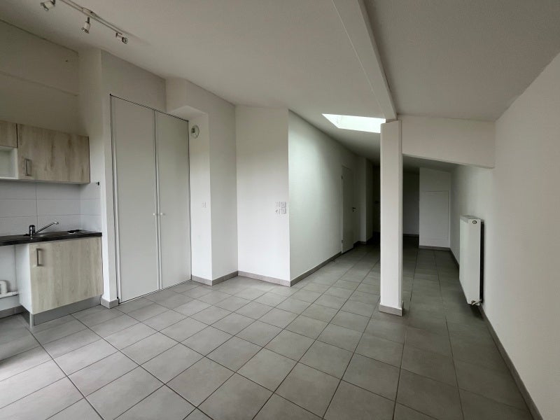 Flat Route de Villeneuve-Tolosane in Roques