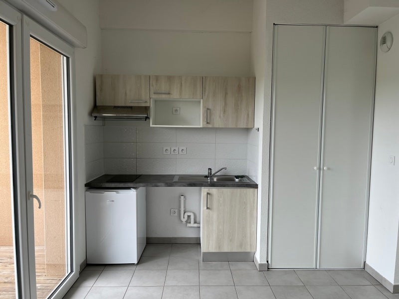 Flat Route de Villeneuve-Tolosane in Roques