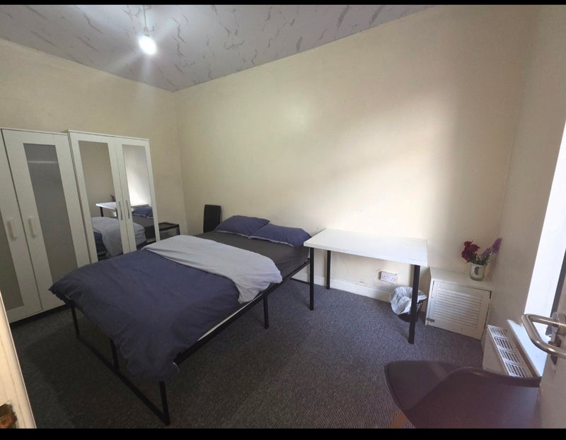 Room Belgrave Road in Chadderton