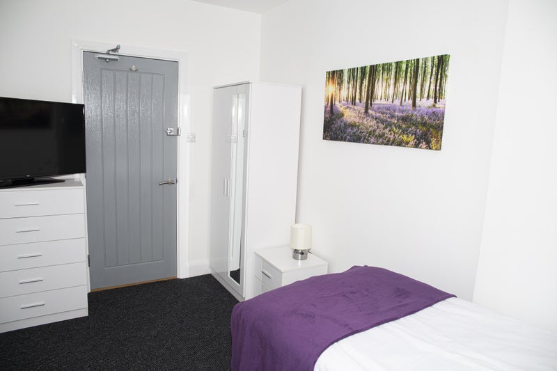 Room Church Avenue in Leicester