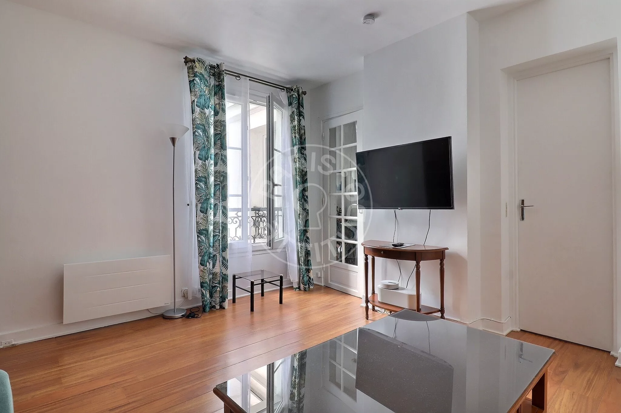 Appartement Rue du Colisée à Paris