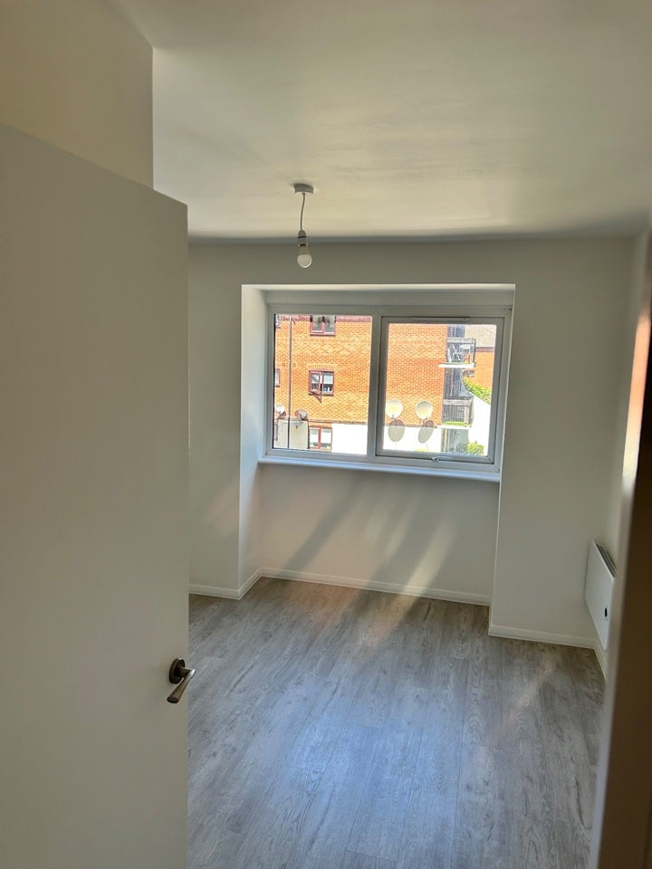 Flat Wavel Place in Greater London