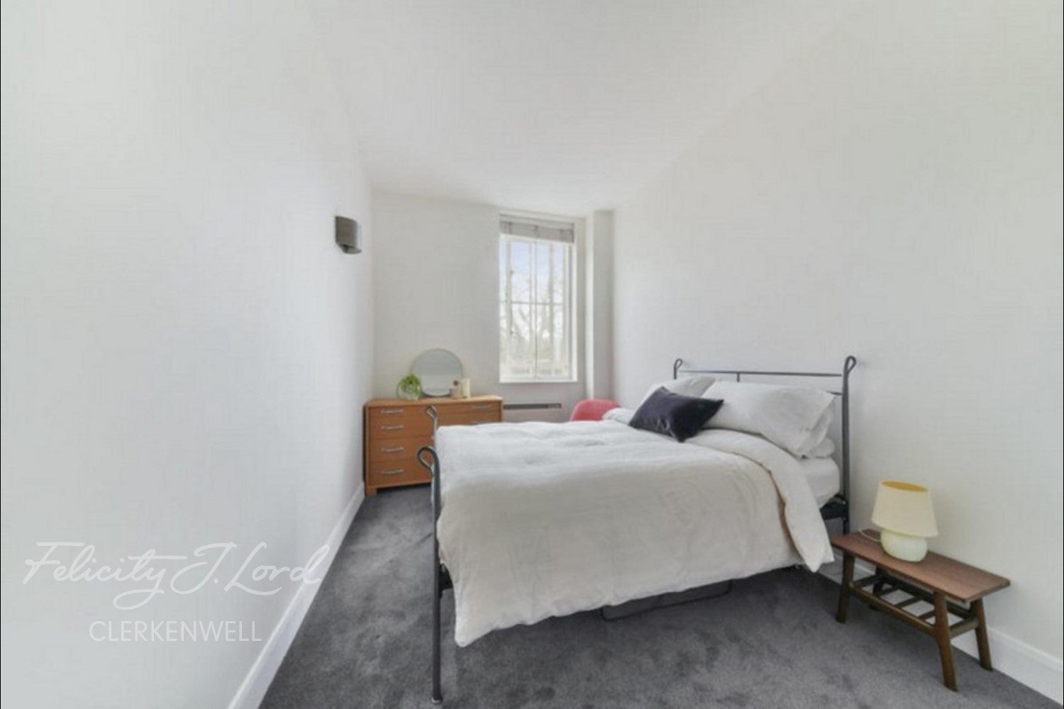Flat Clerkenwell Road in Greater London