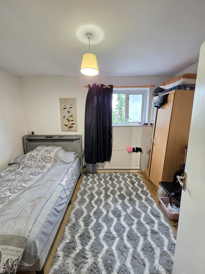 Room Rokeby Street in Greater London