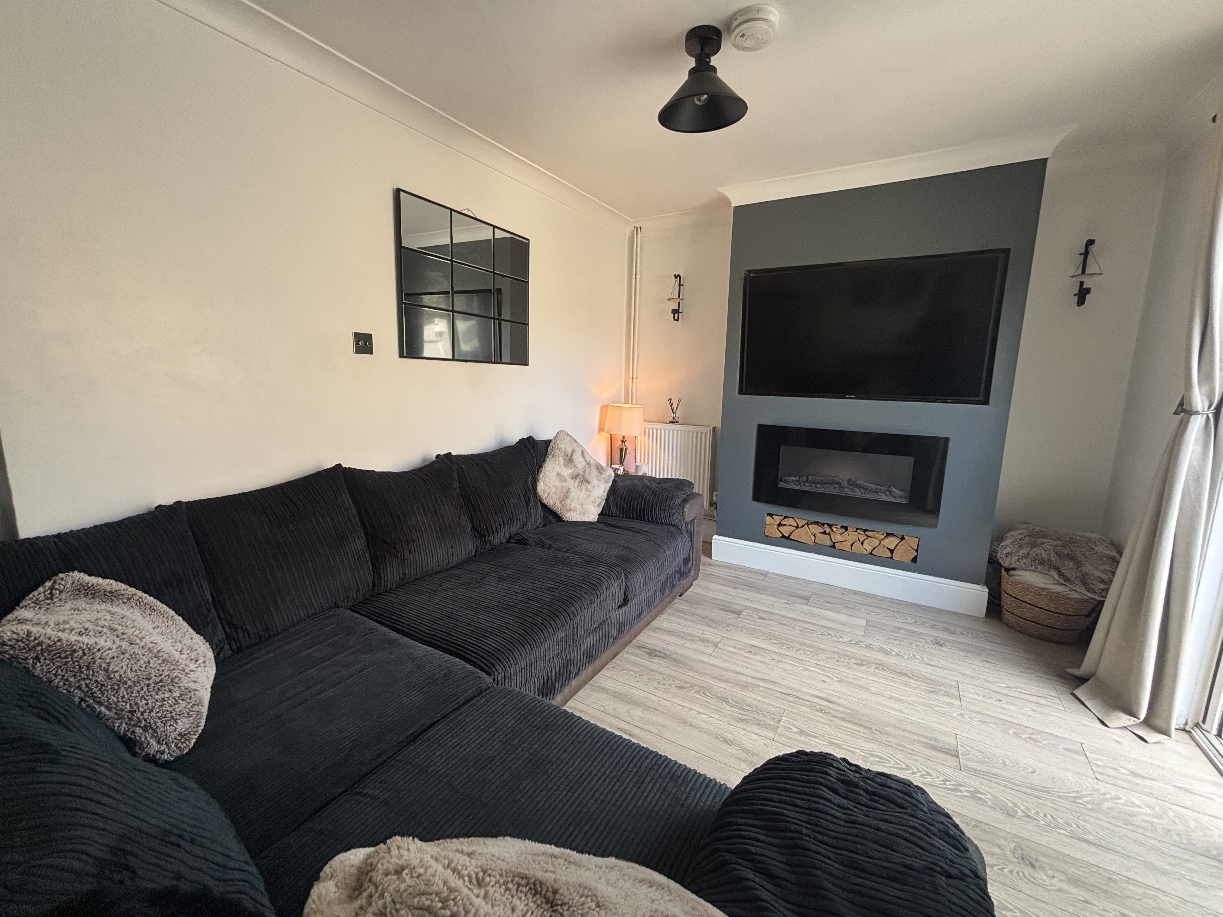 House Whitethorn Close in Norwich
