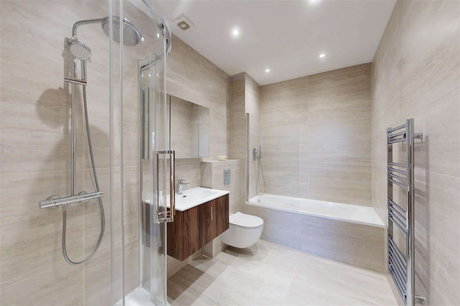 Flat Elvaston Mews in Greater London