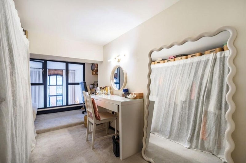 Flat Fairfield Road in Greater London
