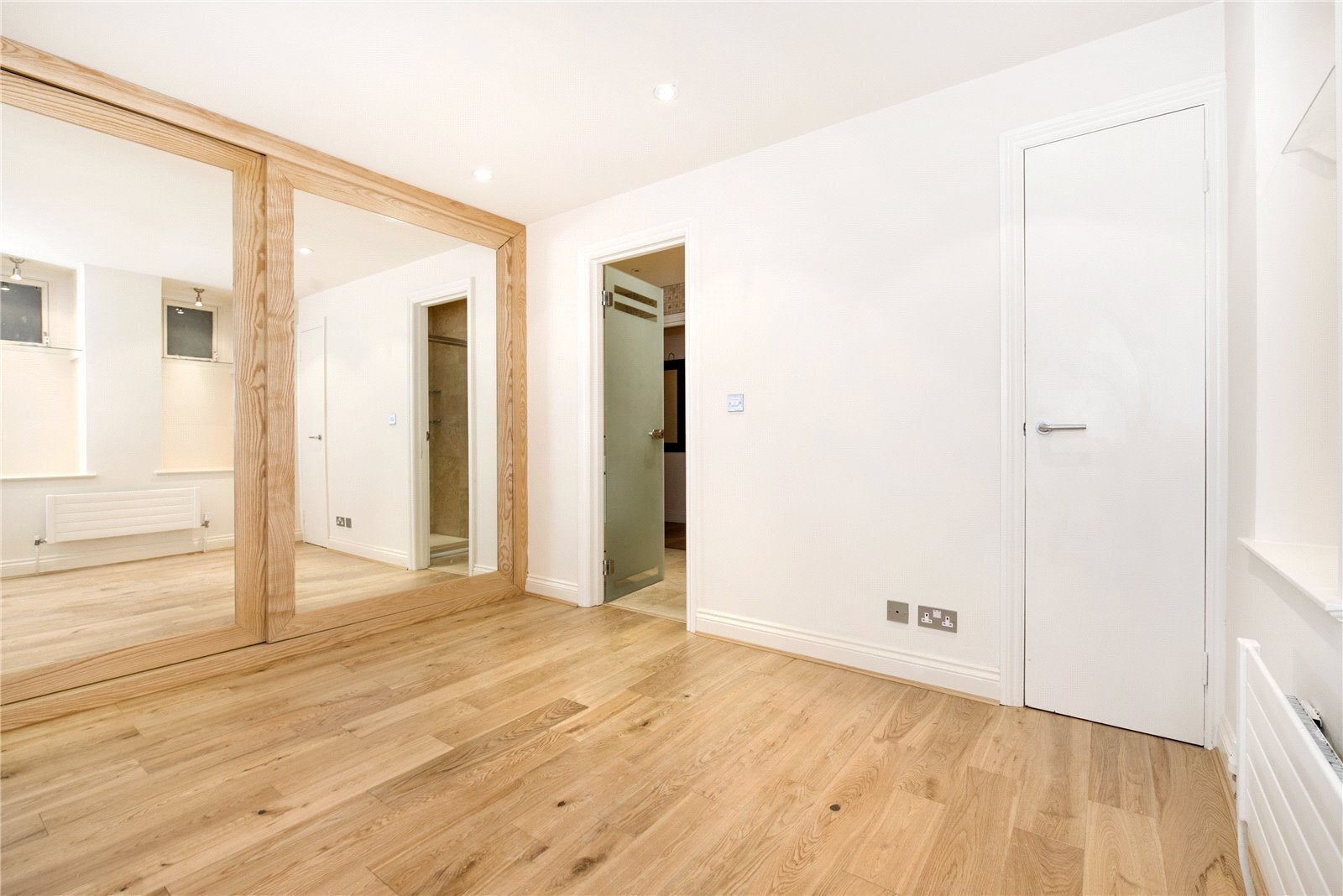 Flat Mansfield Street in City of Westminster