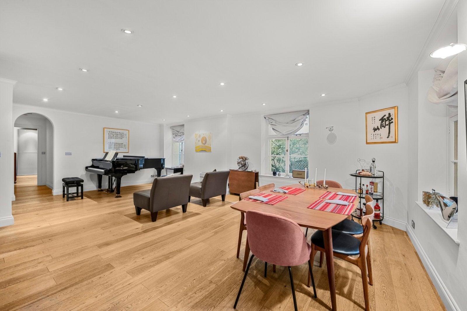 Flat Mansfield Street in City of Westminster