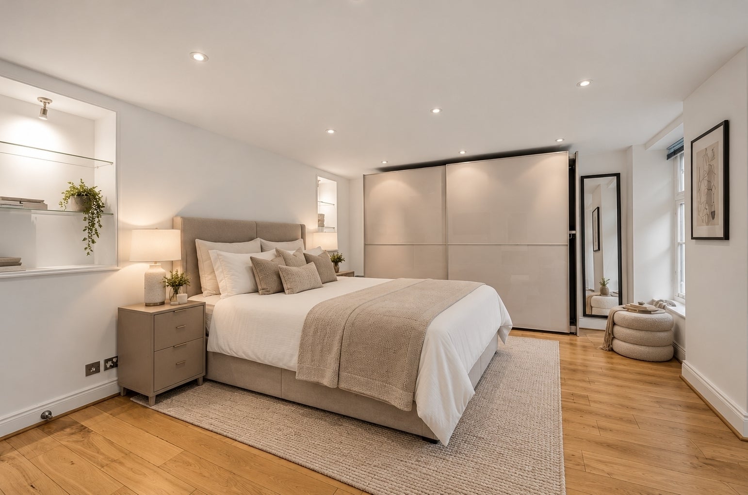 Flat Mansfield Street in City of Westminster