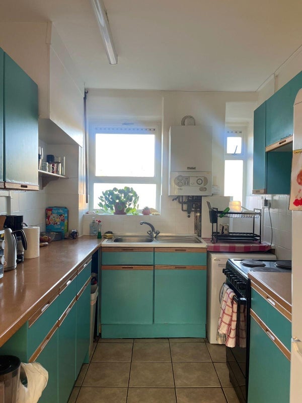 Flat Cosser Street in Greater London
