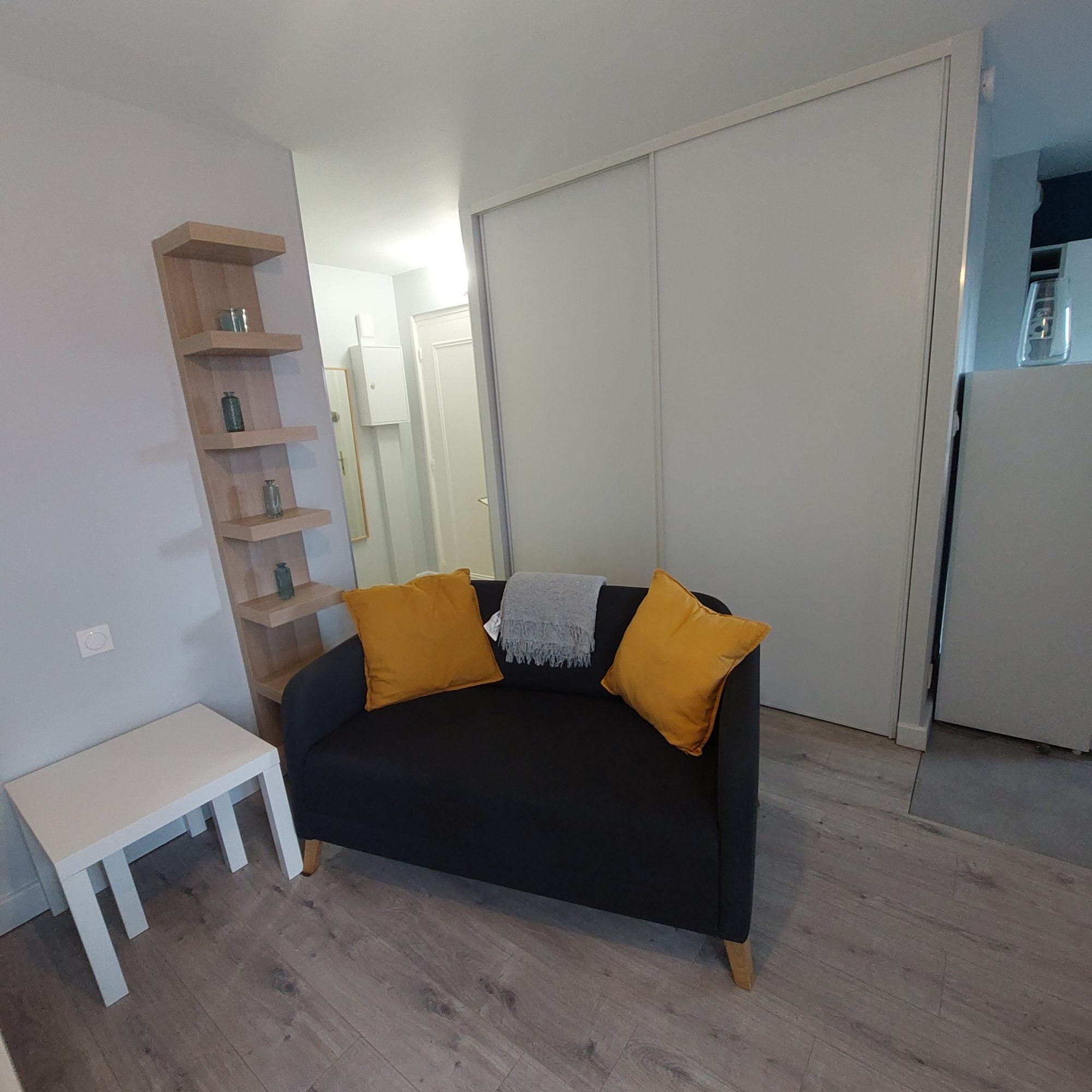 Flat Place des Arts in Blagnac