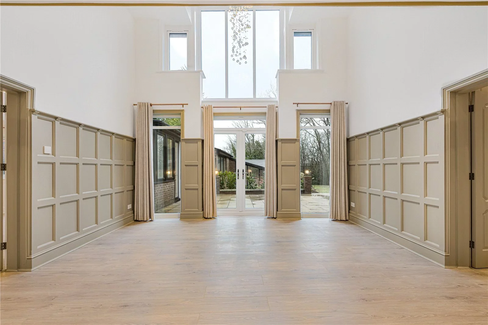 House Camlet Way in Greater London