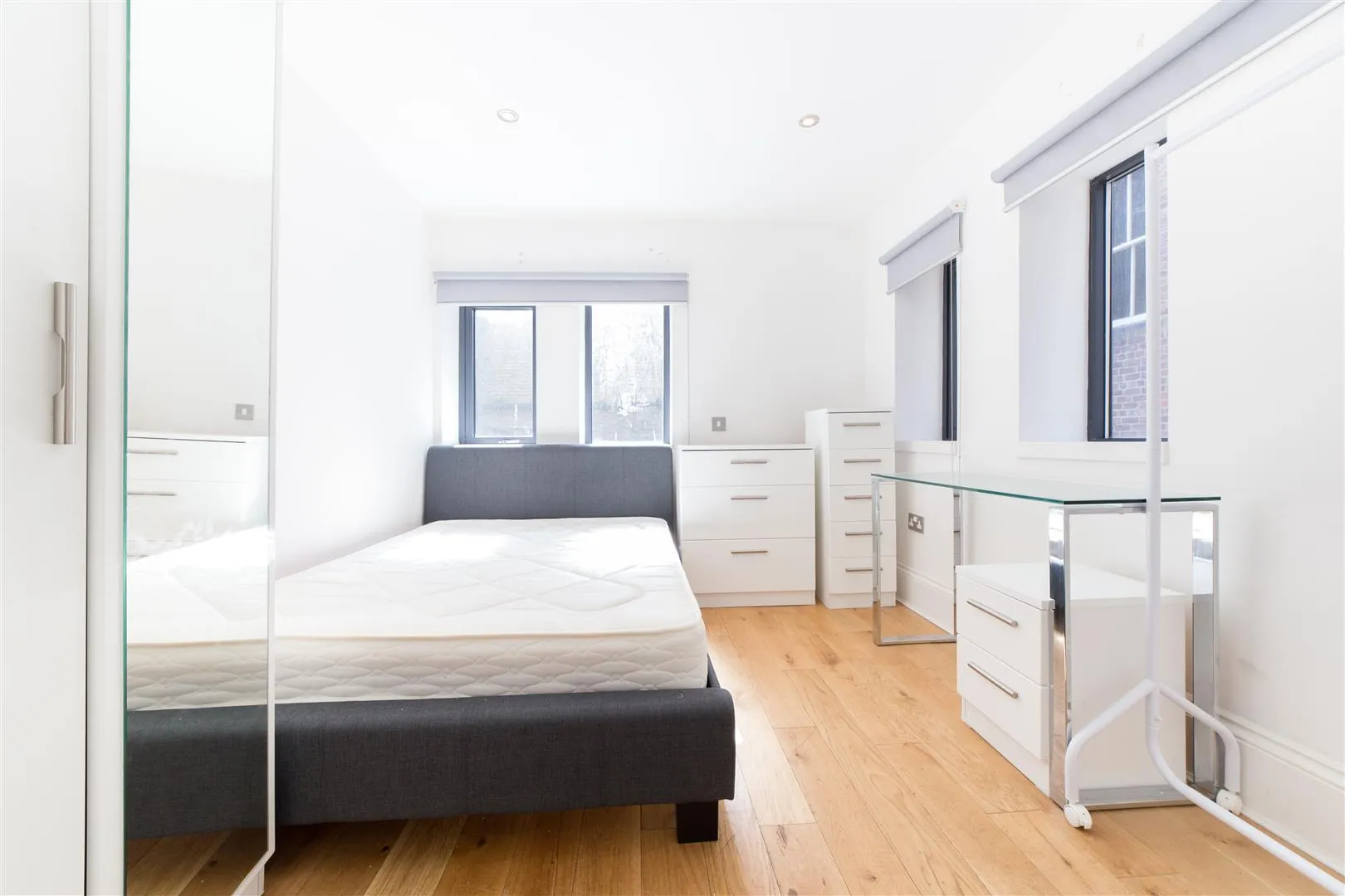 Flat Westgate Road in Newcastle upon Tyne
