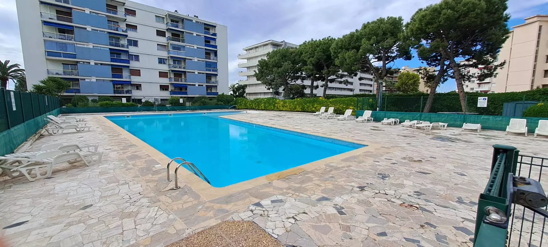 Appartement Promenade de l'Hippodrome à Cagnes-sur-Mer