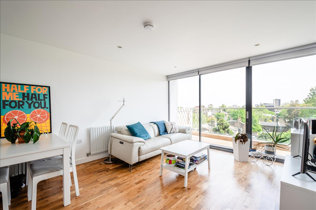 Flat London Fields West Side in Greater London