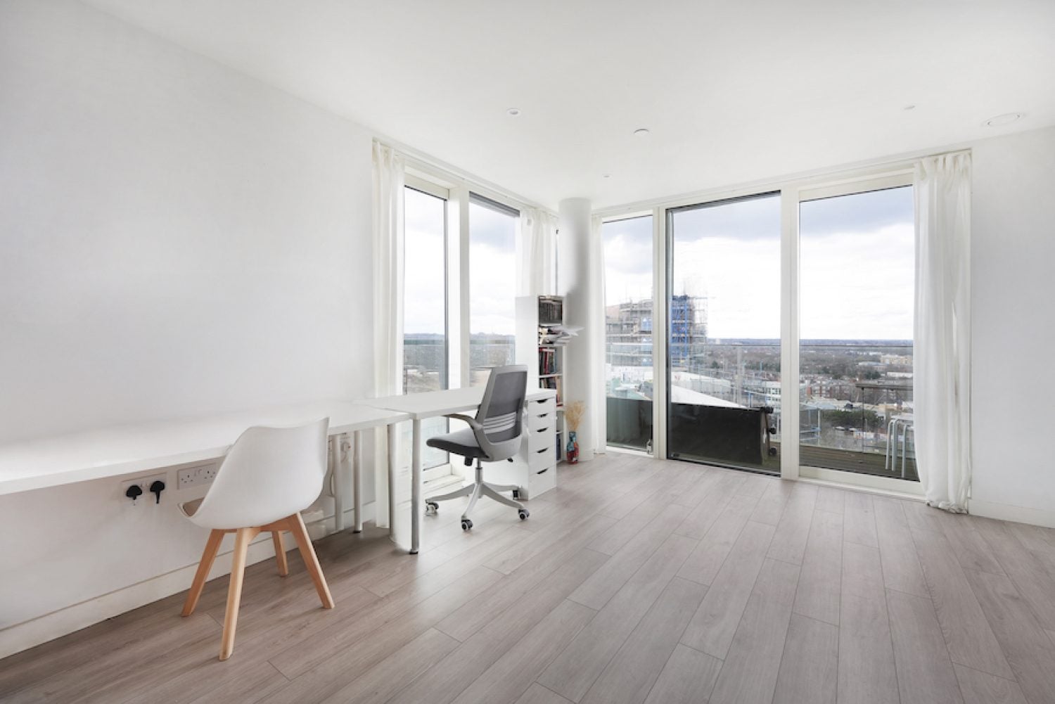 Flat Newnton Close in Greater London