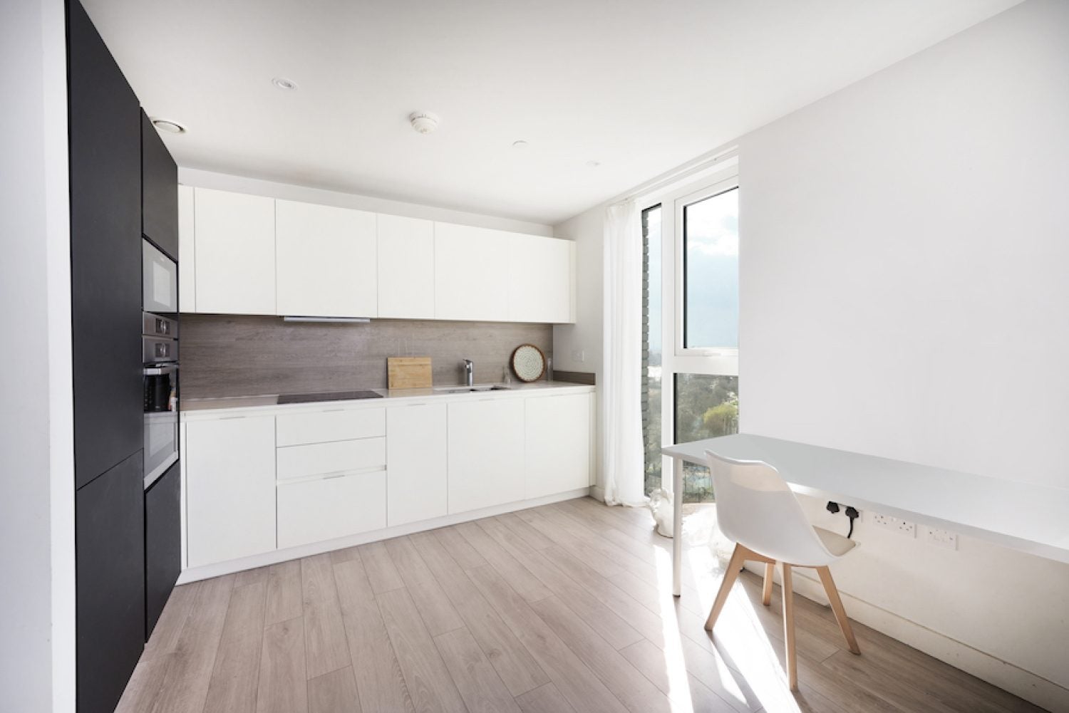 Flat Newnton Close in Greater London