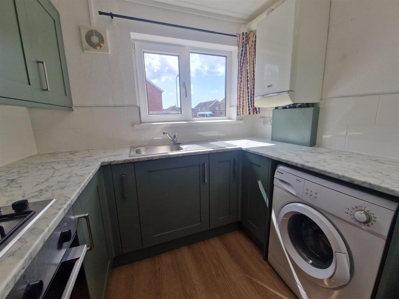 Flat Maes y Gollen in Swansea