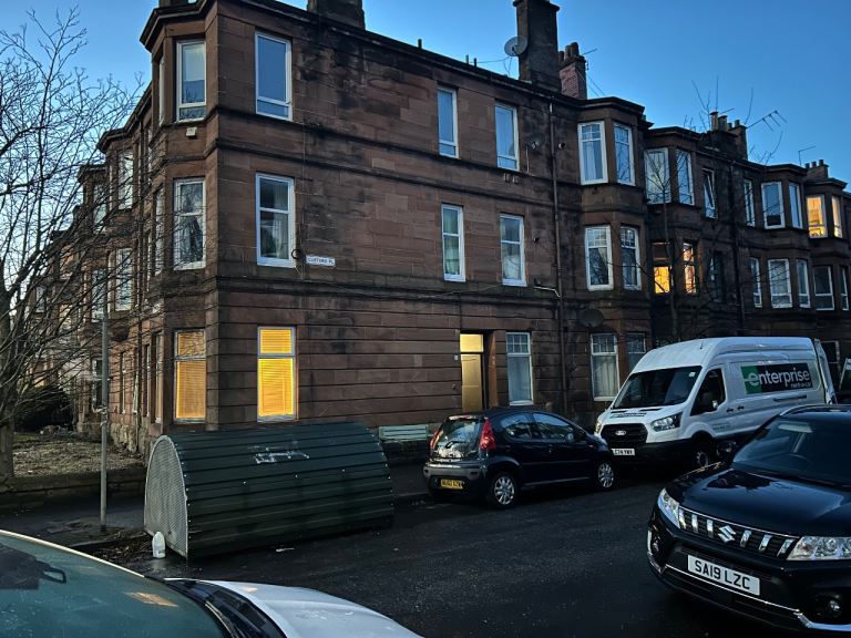 Room Clifford Place in Glasgow