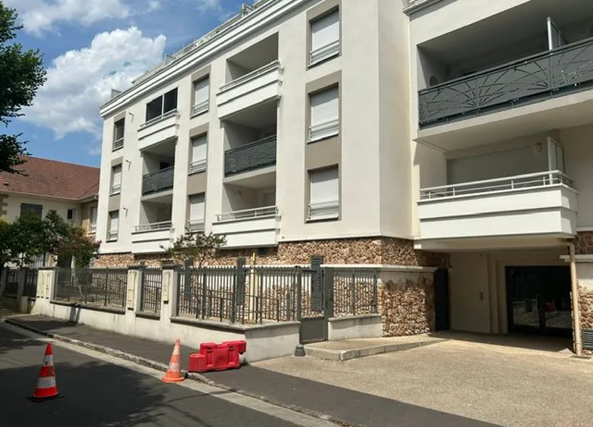 Flat Avenue Étienne Bourgeois in Chelles