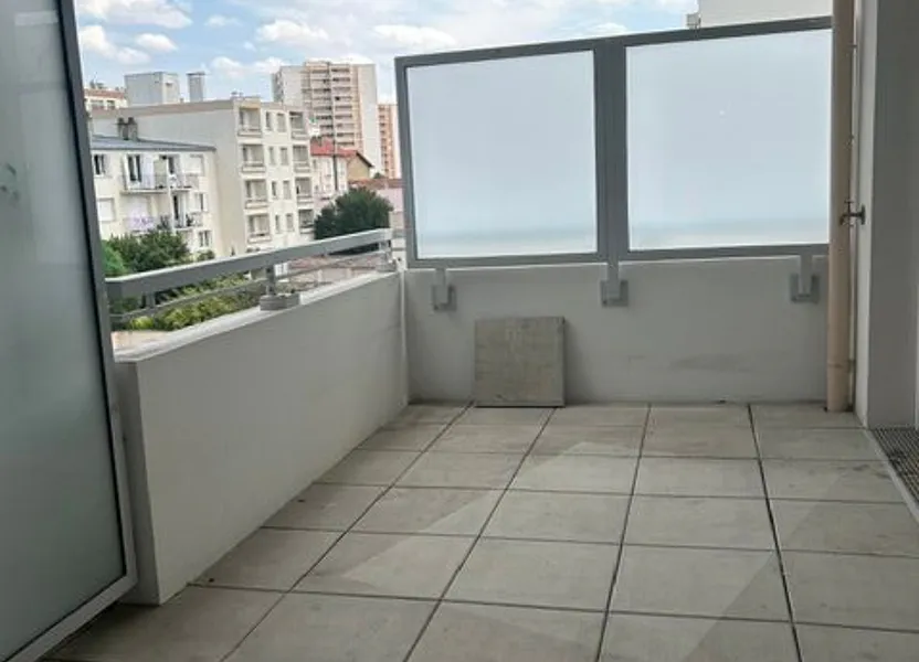 Flat Avenue Étienne Bourgeois in Chelles