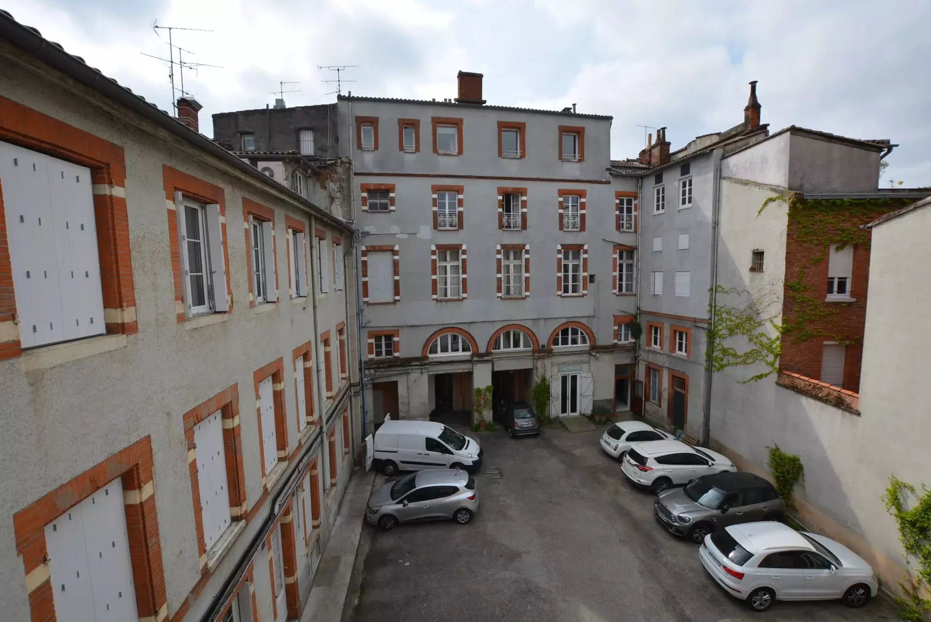 Flat Rue Alexis Larrey in Toulouse