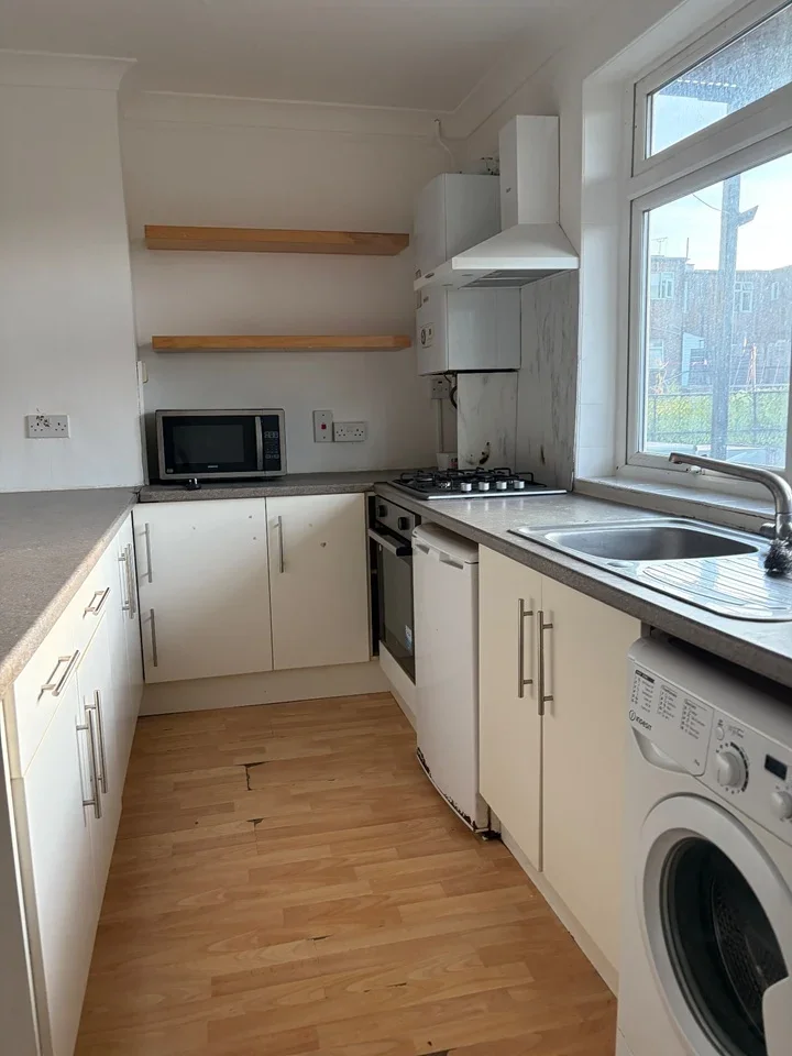 Flat Darkes Lane in Hertsmere