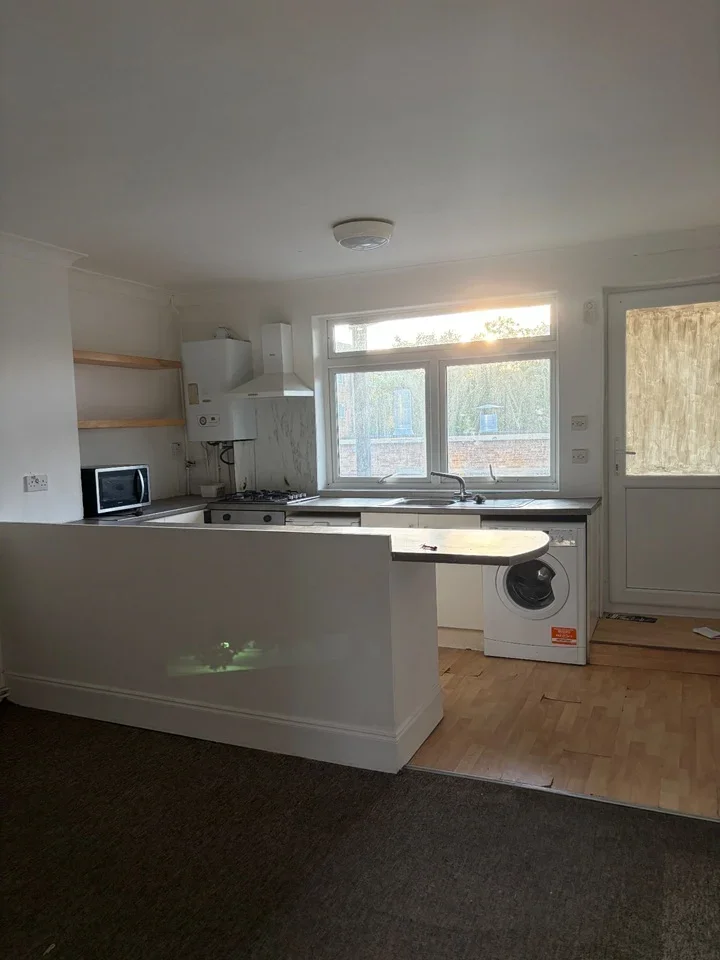 Flat Darkes Lane in Hertsmere