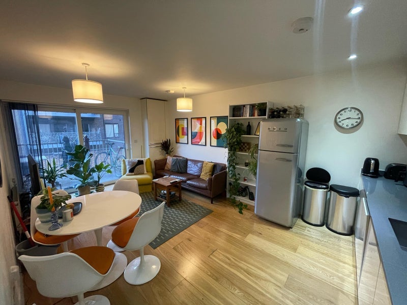 Flat Collent Street in Greater London