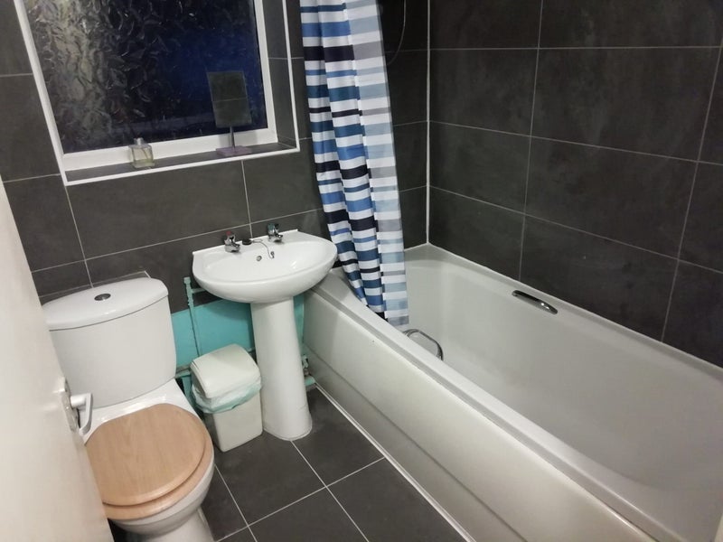 Room Queen Anne Street in Stoke-on-Trent