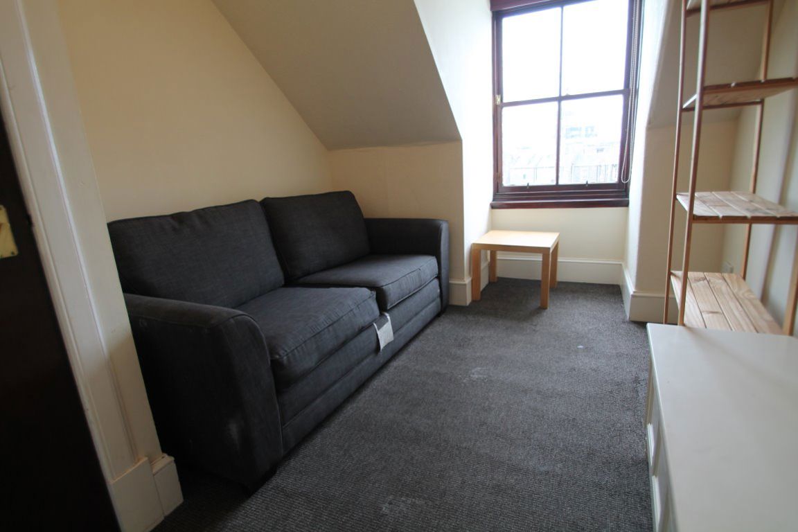 Room Commercial Street in Dundee