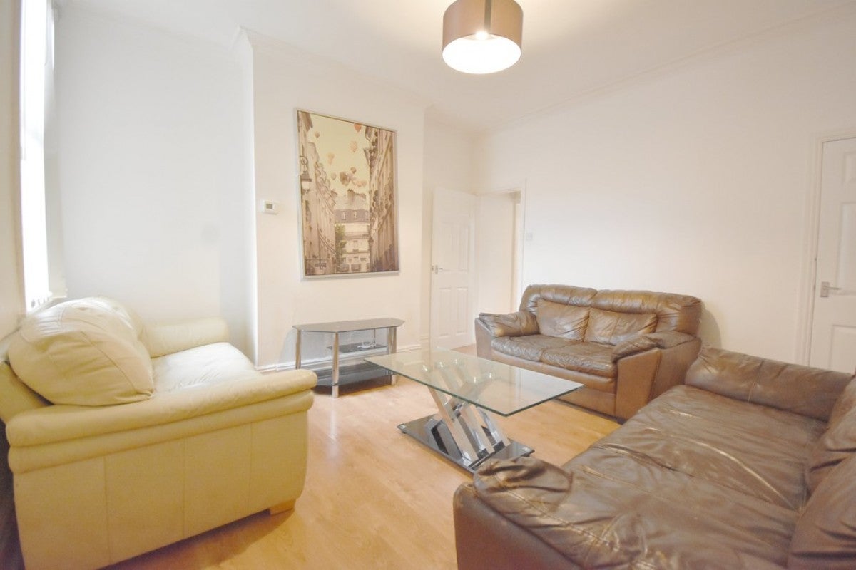 Room Anglian Way in Coventry