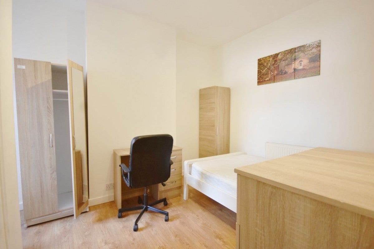 Room Anglian Way in Coventry