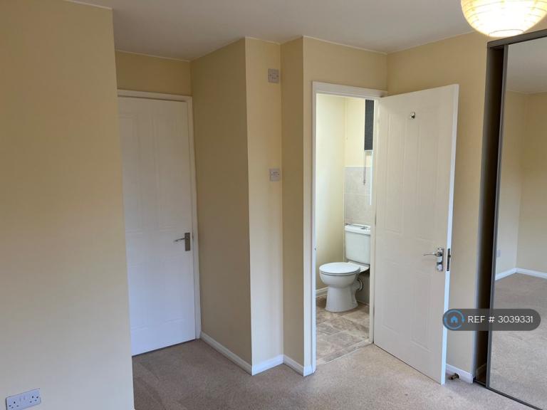 House Stocton Close in Guildford
