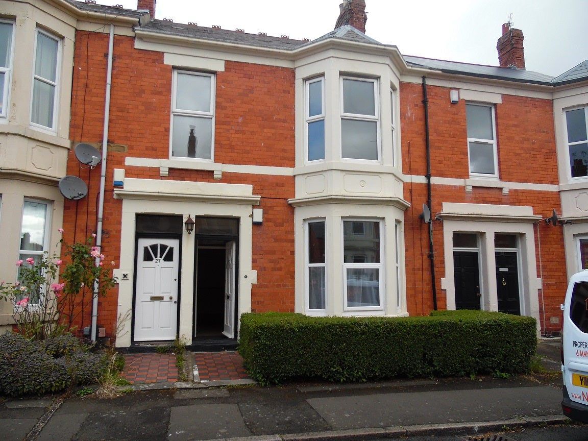 Flat Lavender Gardens in Newcastle upon Tyne