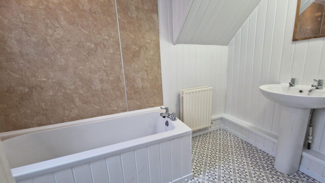 Flat Lavender Gardens in Newcastle upon Tyne