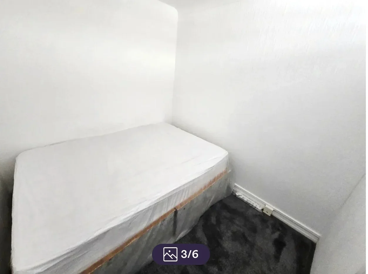 Flat Essex Road in Greater London