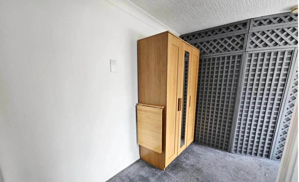 Flat Essex Road in Greater London