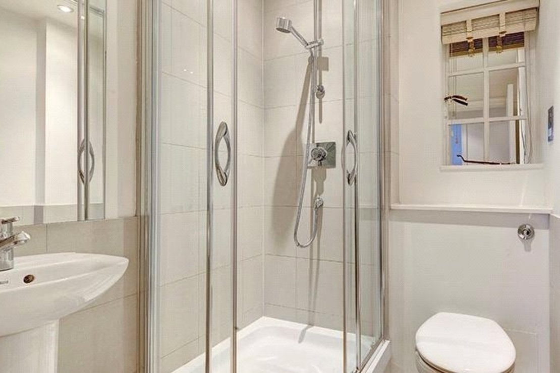 Flat Fulham Road in Greater London