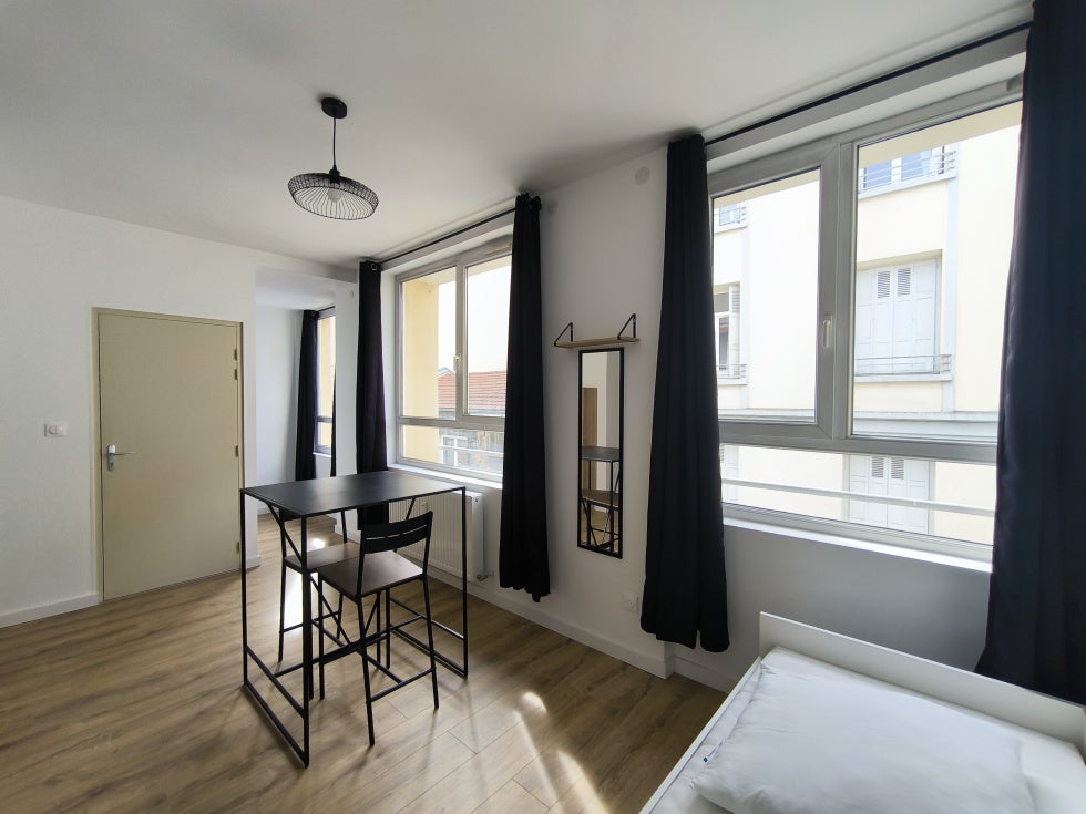 Appartement Rue du Puits Thibaud à Saint-Étienne
