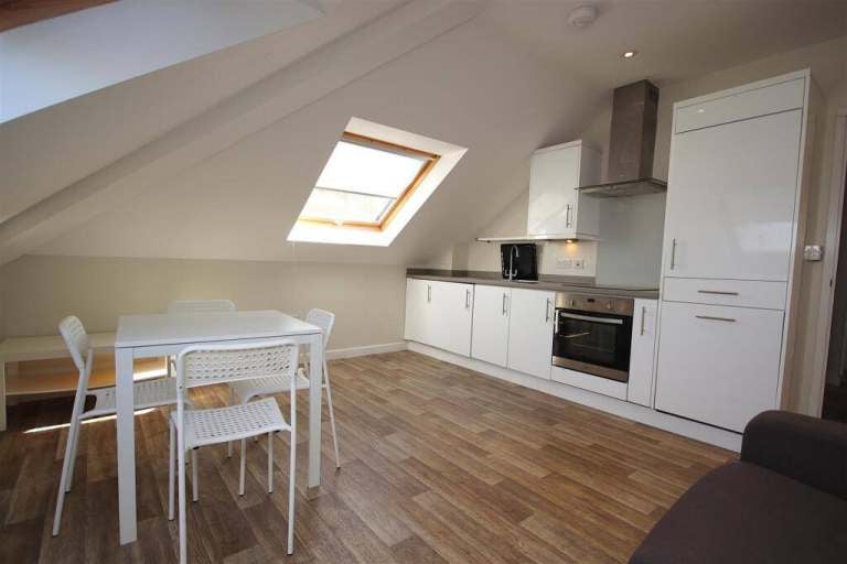 Flat Crossways Gardens in Cambridge