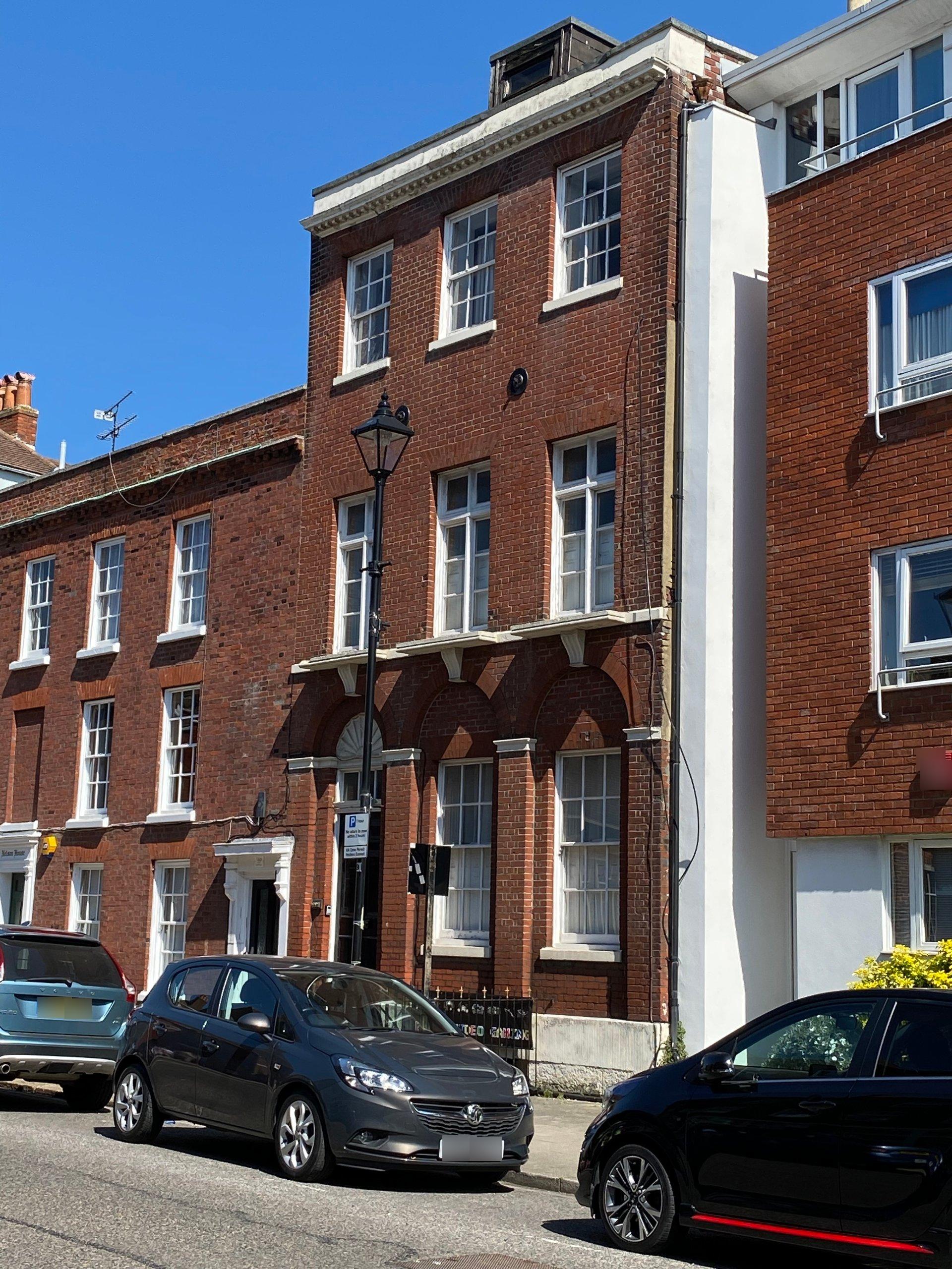 Flat High Street in Portsmouth