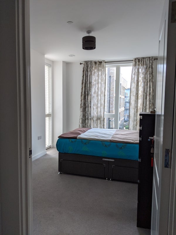 Room Rifle Street in Greater London