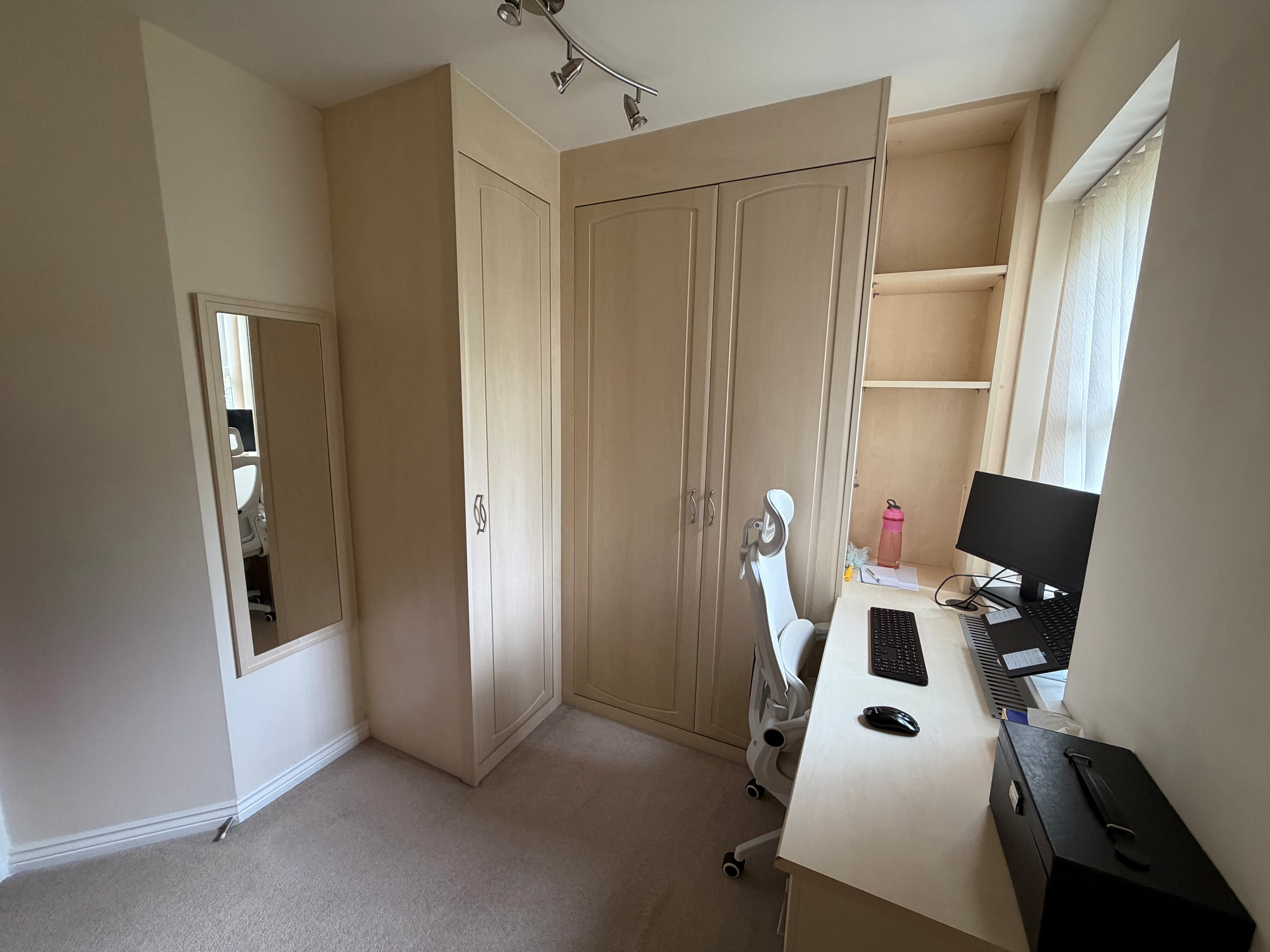 Flat Oak Crescent in North West Leicestershire