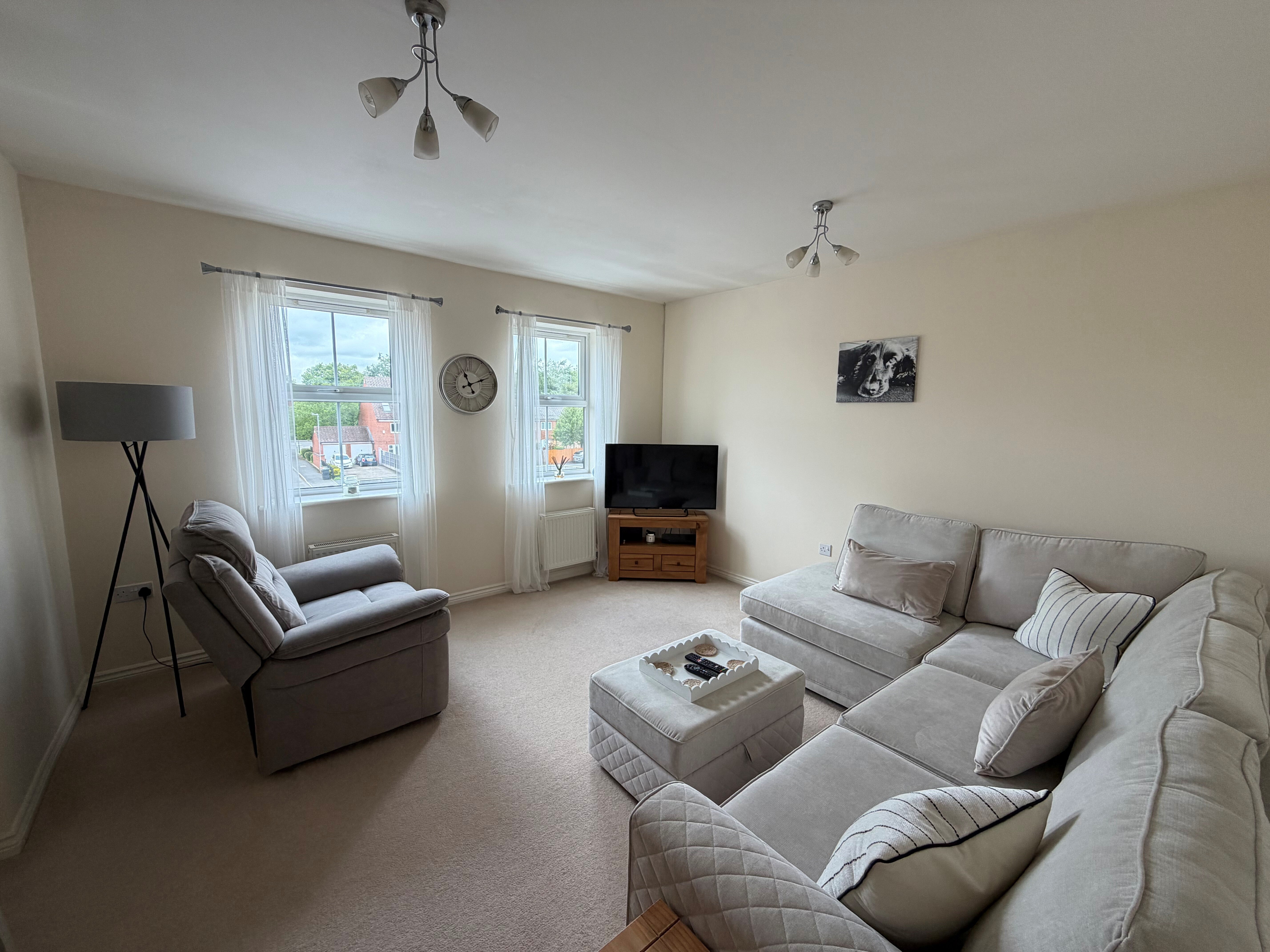 Flat Oak Crescent in North West Leicestershire