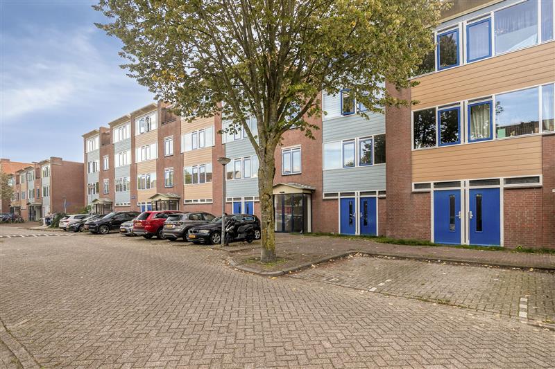 Appartement te koop: Binnenhof 108, Almere