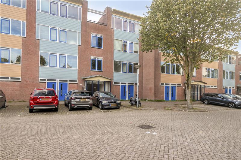 Appartement te koop: Binnenhof 108, Almere