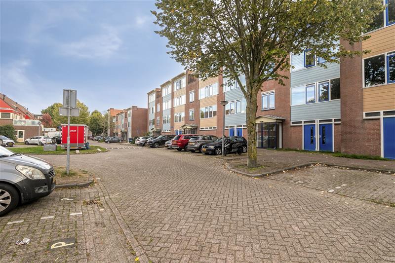 Appartement te koop: Binnenhof 108, Almere